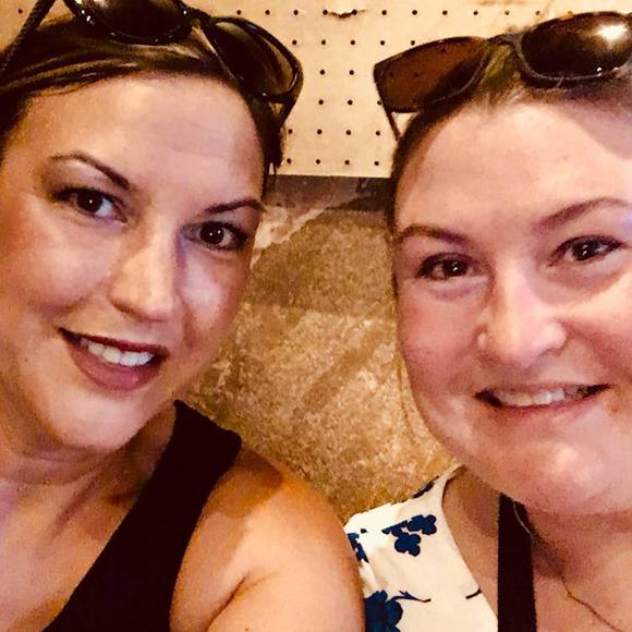 Meet your Posher, Elizabeth - Picture 1 of 1